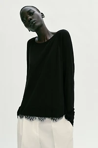 LACE KNIT JUMPER