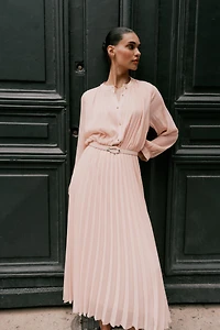 ROBE MIDI PLISSÉE CEINTURE