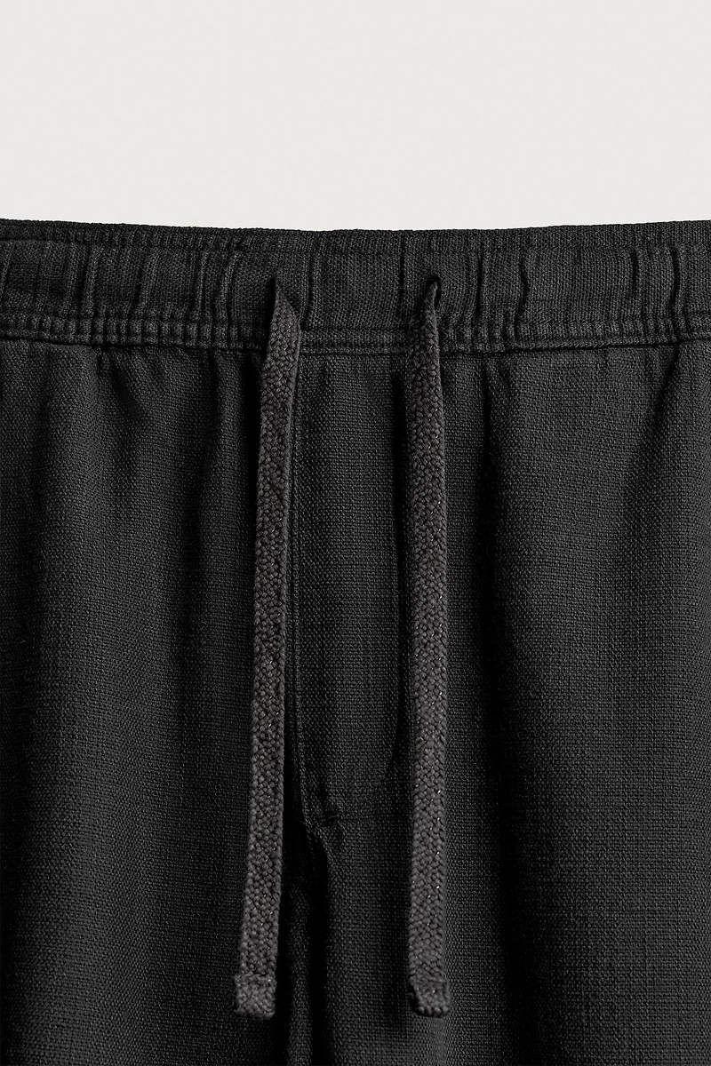 RELAXED FIT TEXTURED PANTS