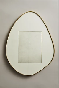 IRREGULAR SHAPE PICTURE FRAME