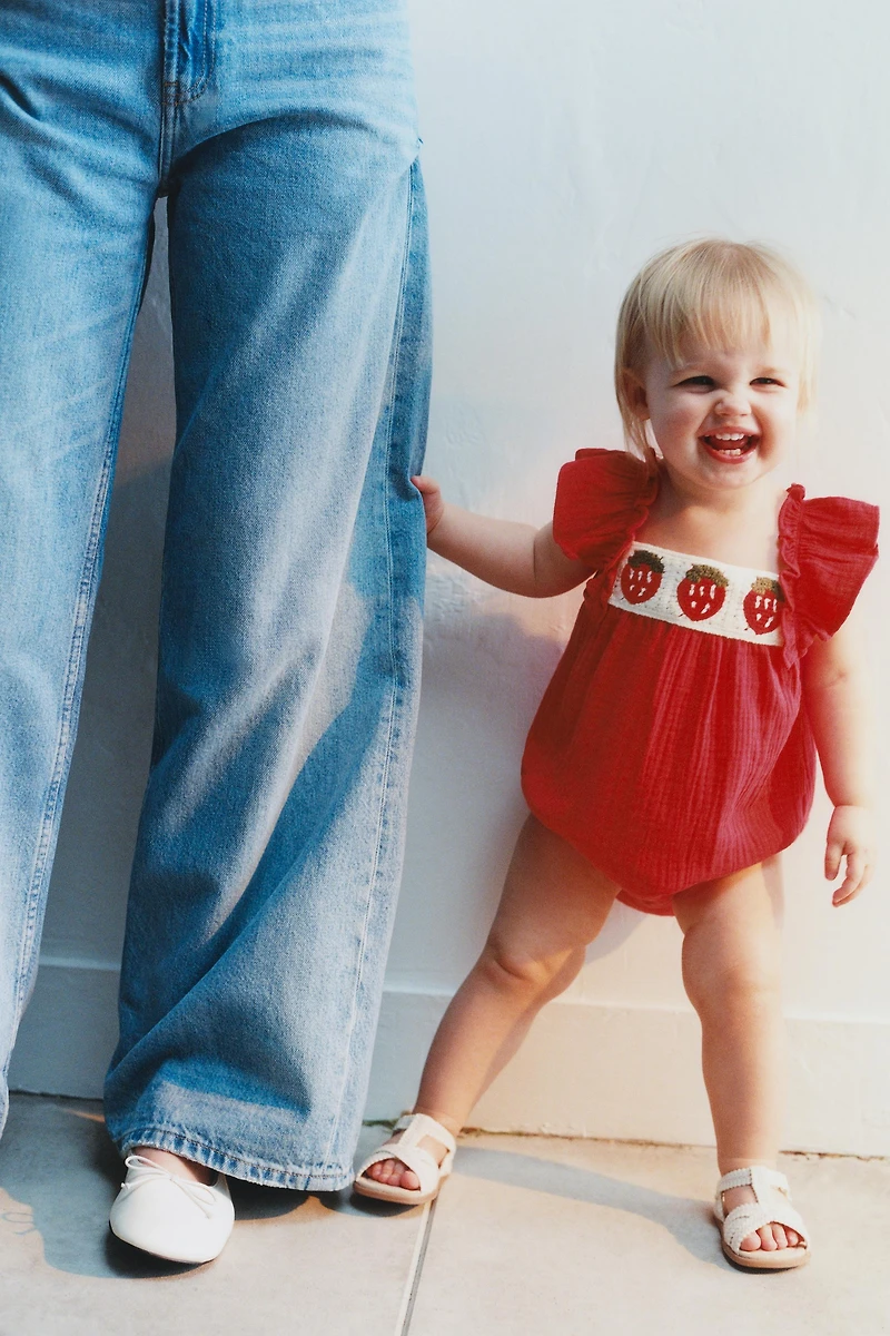 STRAWBERRY EMBROIDERED COTTON GAUZE ROMPER