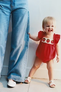 STRAWBERRY EMBROIDERED COTTON GAUZE ROMPER