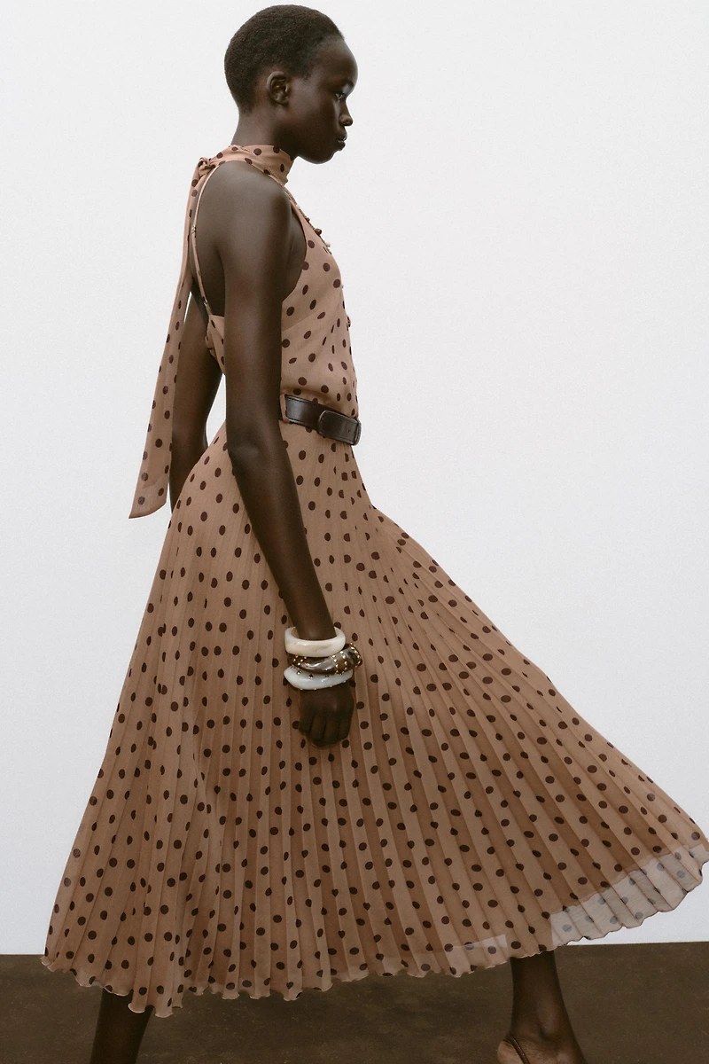ROBE MIDI À POIS ET CEINTURE