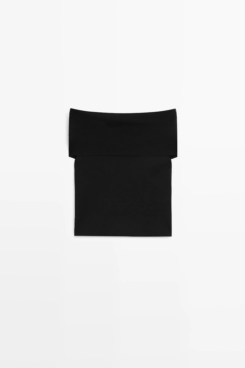 Off-the-shoulder top