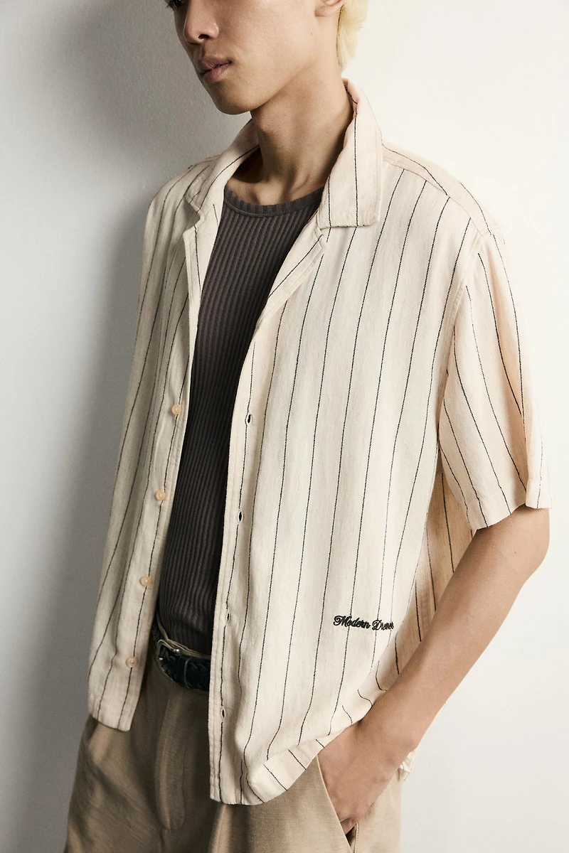 RELAXED FIT EMBROIDERED STRIPE SHIRT