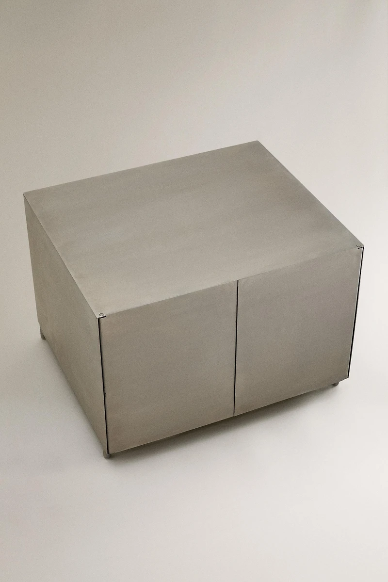 TABLE D'APPOINT ACIER