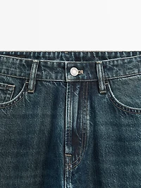 Tapered fit jeans