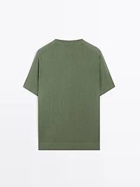 Short sleeve knit T-shirt