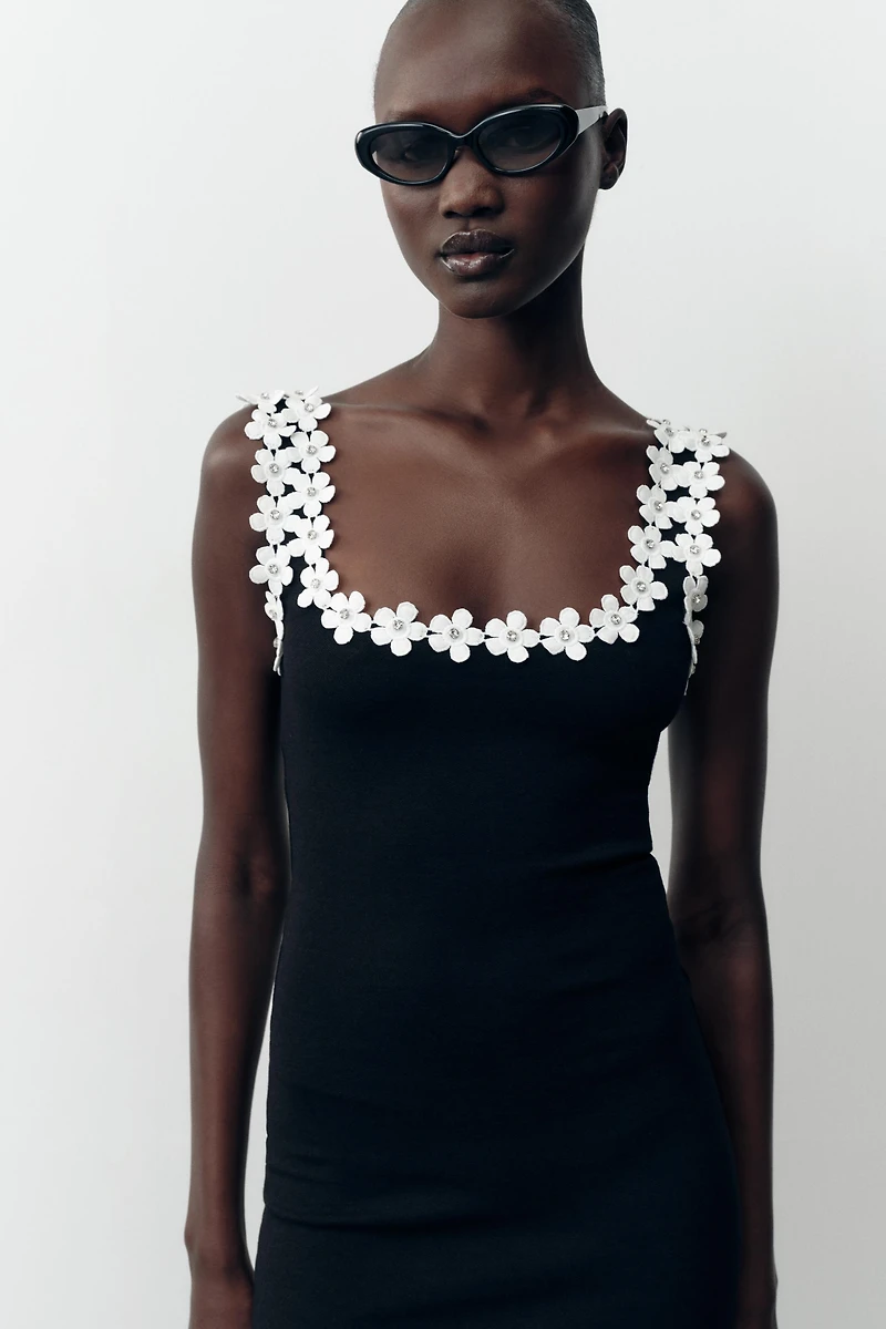 ROBE STRETCH FOURNITURES FLEURS