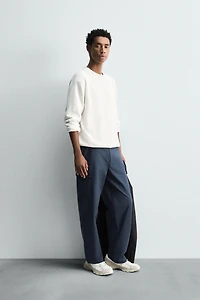 REGULAR FIT CARGO PANTS