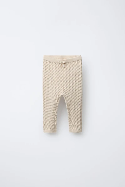 LEGGING EN MAILLE À TORSADES
