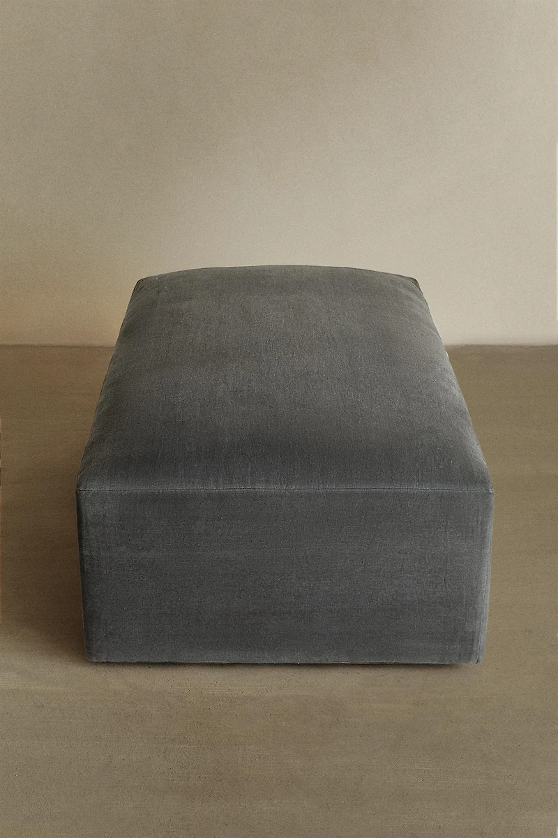 WASHED LINEN POUF