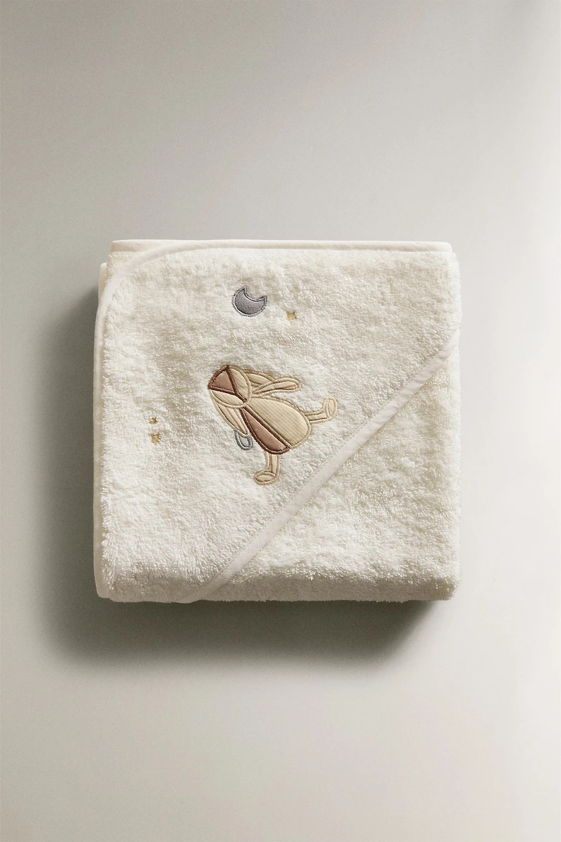 HOODED BABY BATH TOWEL