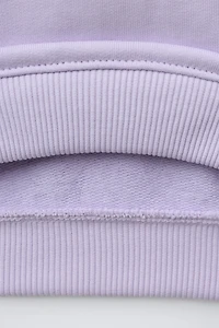 BASIC HEART SWEATSHIRT