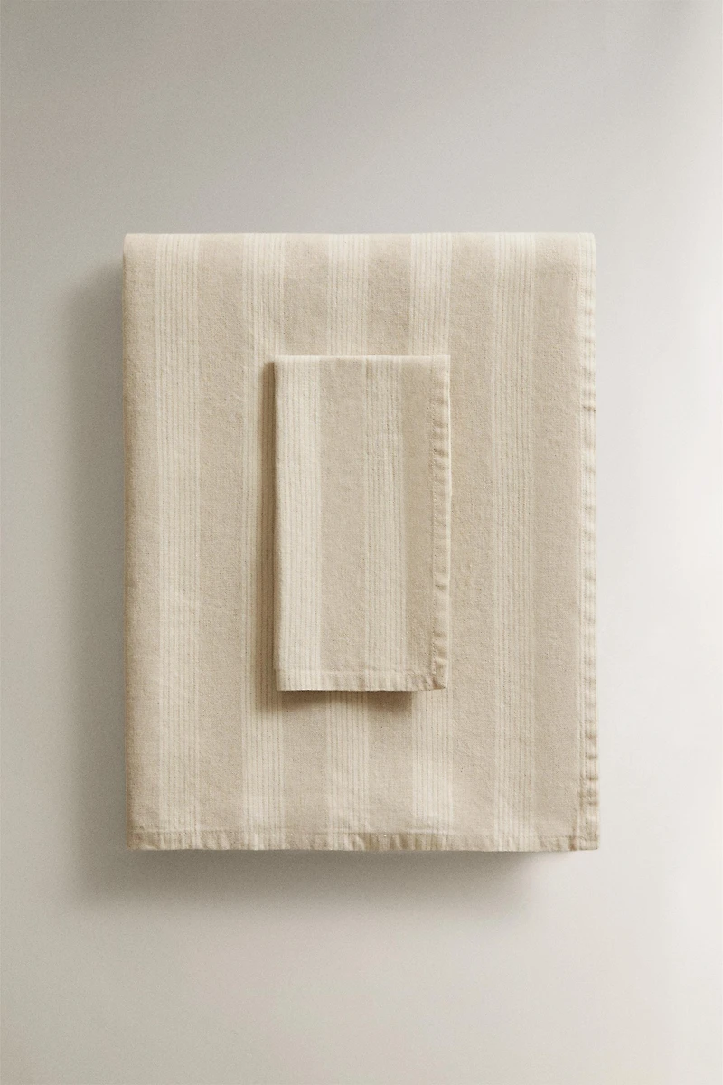 FADED LINEN STRIPED TABLECLOTH