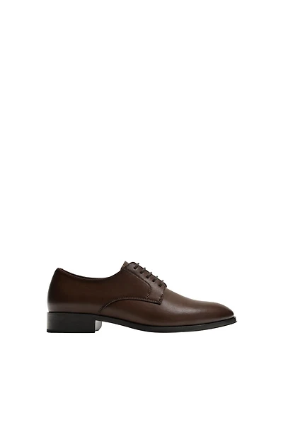 CHAUSSURES HABILLÉES