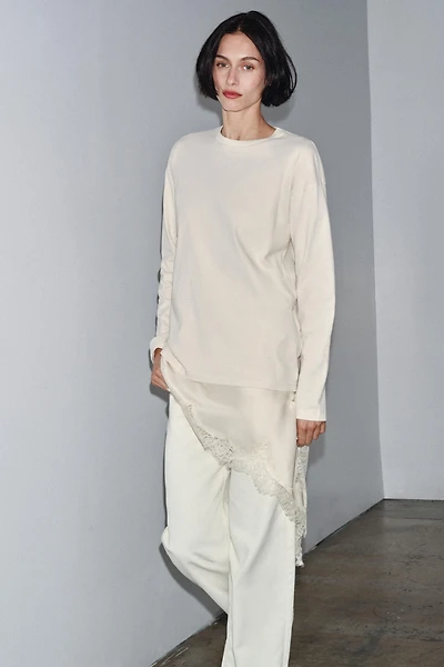 LONG SLEEVE T-SHIRT