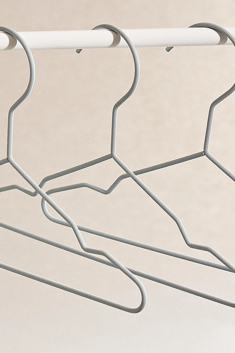 PACK OF RUBBERIZED BABY HANGERS (PACK 6)