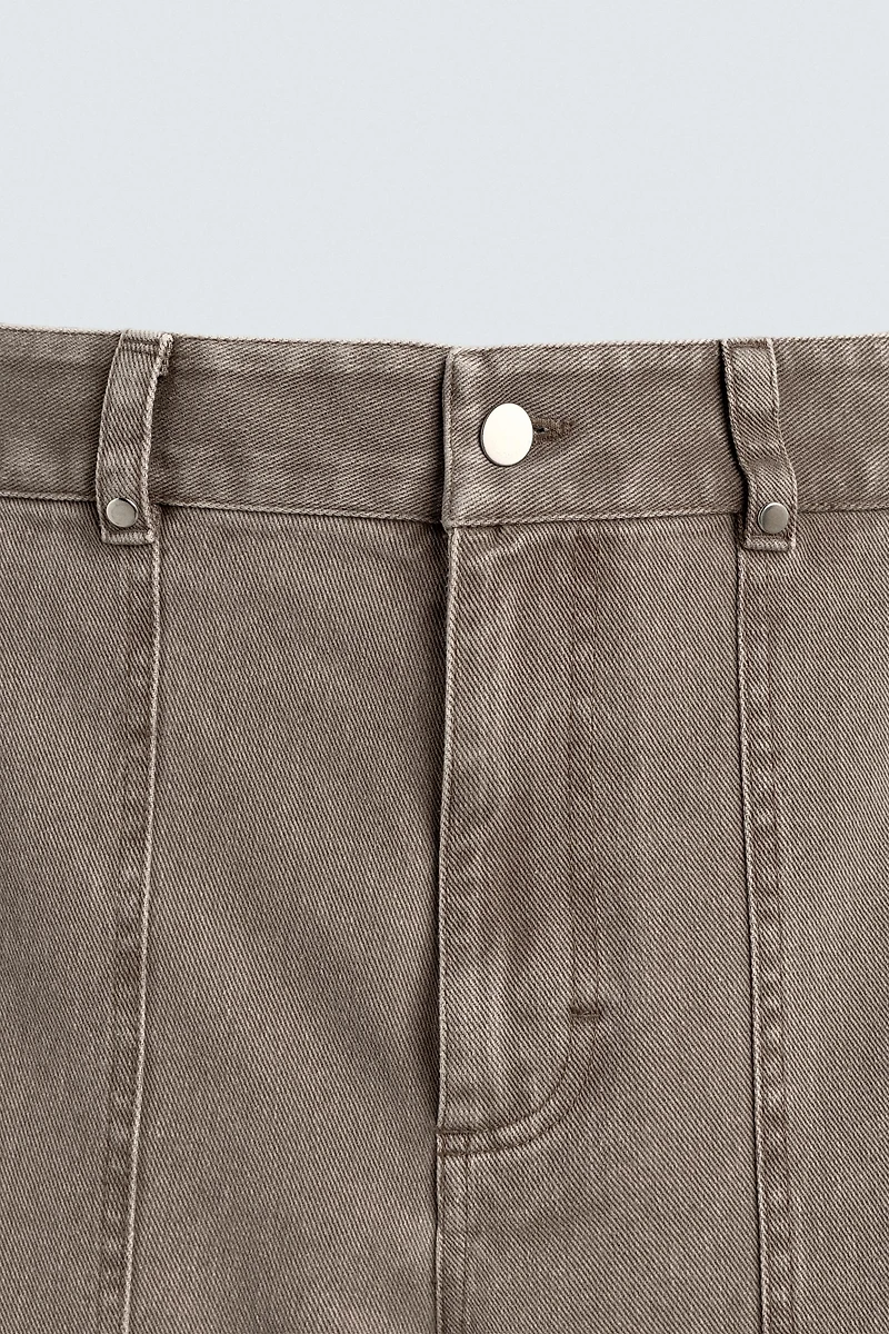 PANTALON DÉCONTRACTÉ À CLOUS