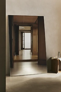 WALL MIRROR WITH SILVER FRAME