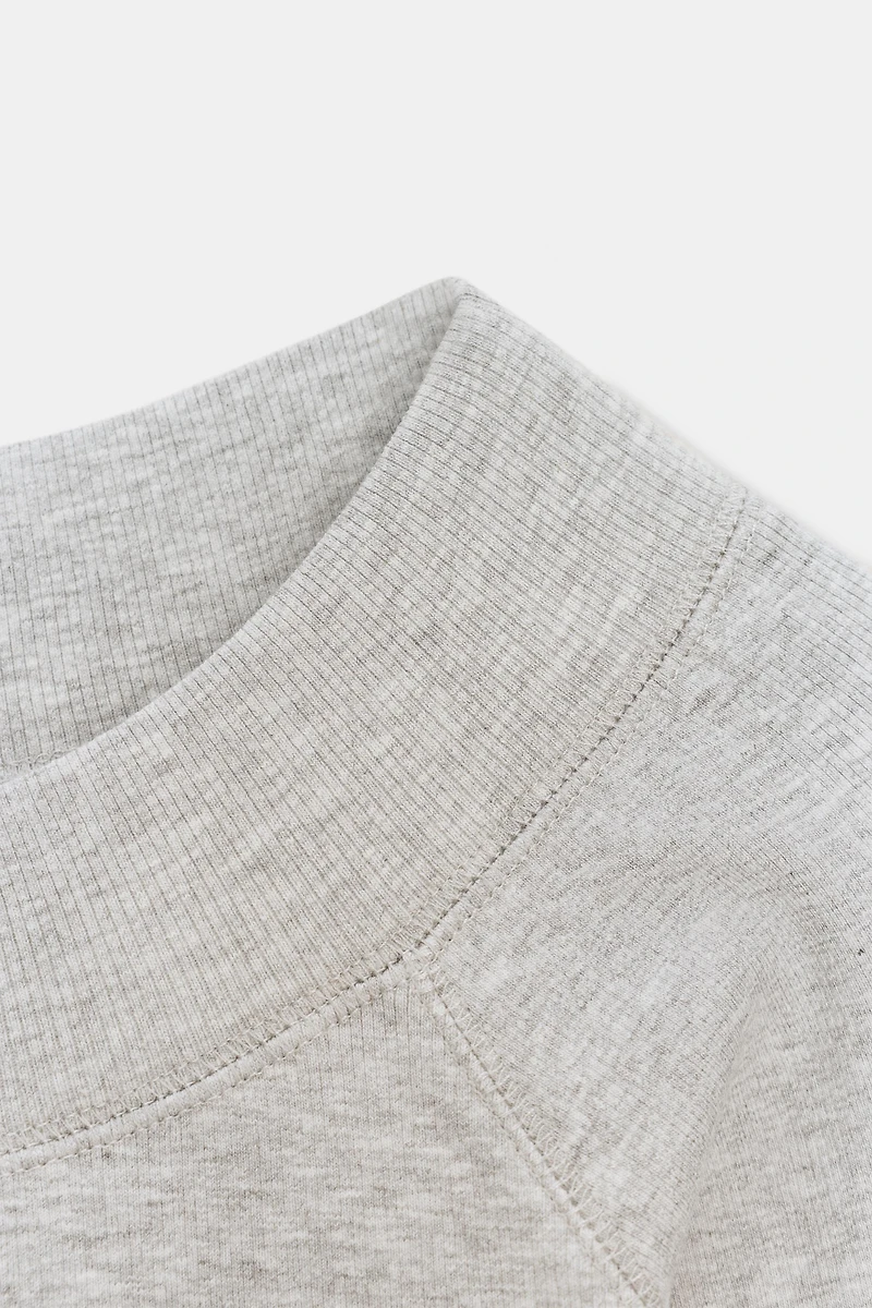 RIBBED BOAT NECK T-SHIRT