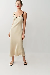 SATIN MIDI DRESS WITH CONTRAST PIPING