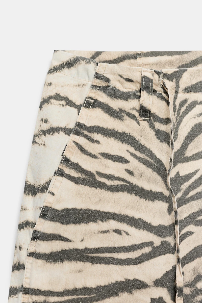 ANIMAL PRINT WIDE LEG DRAWSTRING PANTS