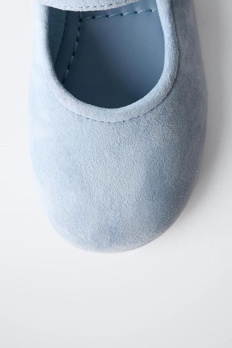 BALLERINES EN CUIR