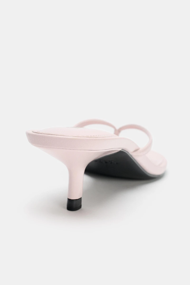 KITTEN HEEL SANDALS