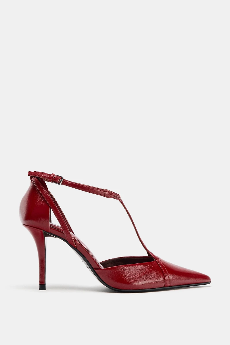 CHAUSSURES À TALONS ET BRIDES EN CUIR