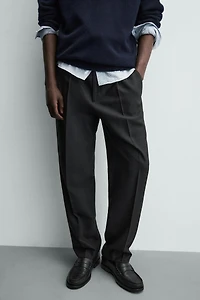 PLEATED REGULAR FIT PANTS