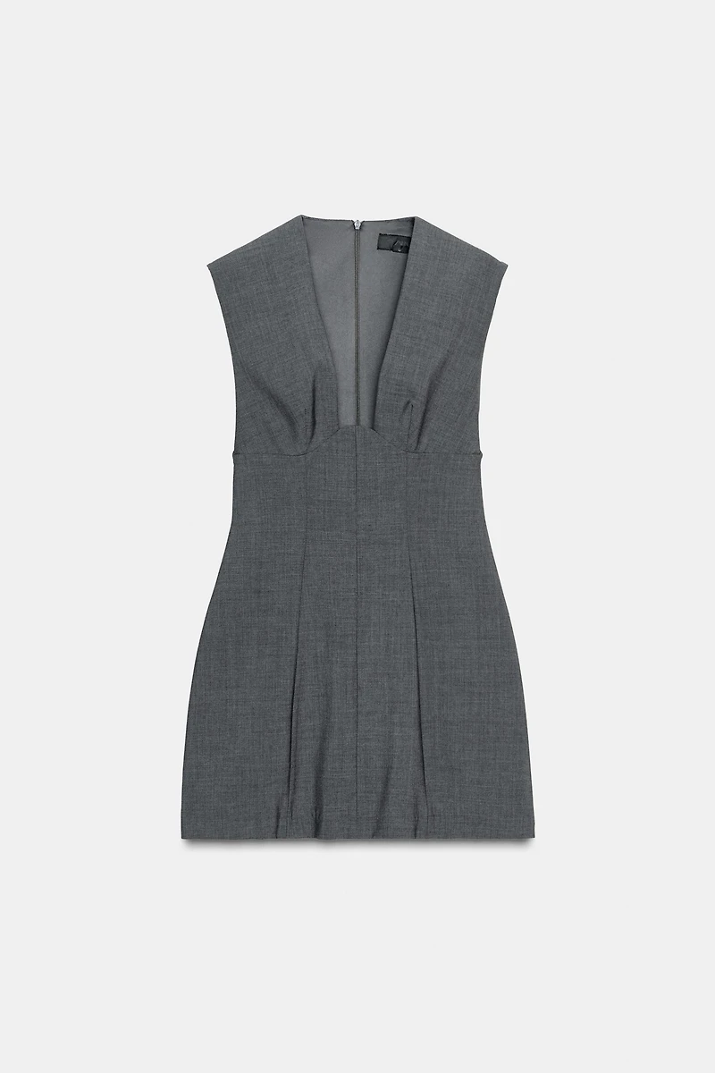 ROBE COURTE DÉCOLLETÉE