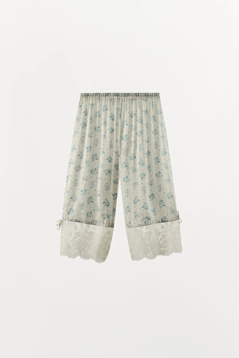 PANTALON BOUFFANT IMPRIMÉ FLEURS ET DENTELLE