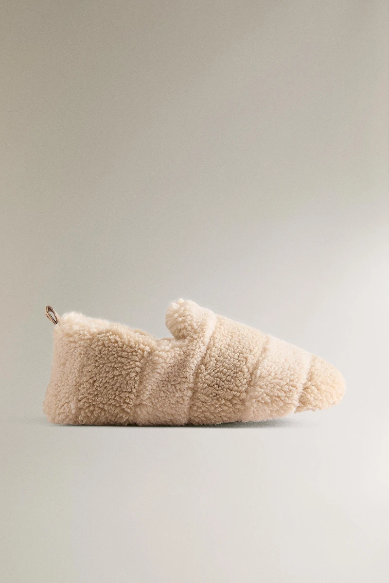 CHILDREN'S FAUX SHEARLING SLIPPERS