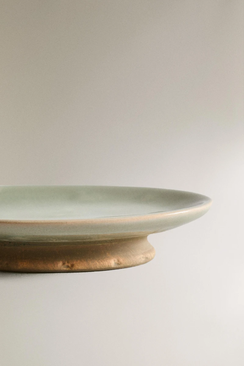 GREENISH BATHROOM SOAP DISH