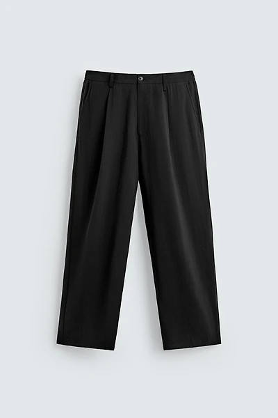 PLEATED FLOWY PANTS