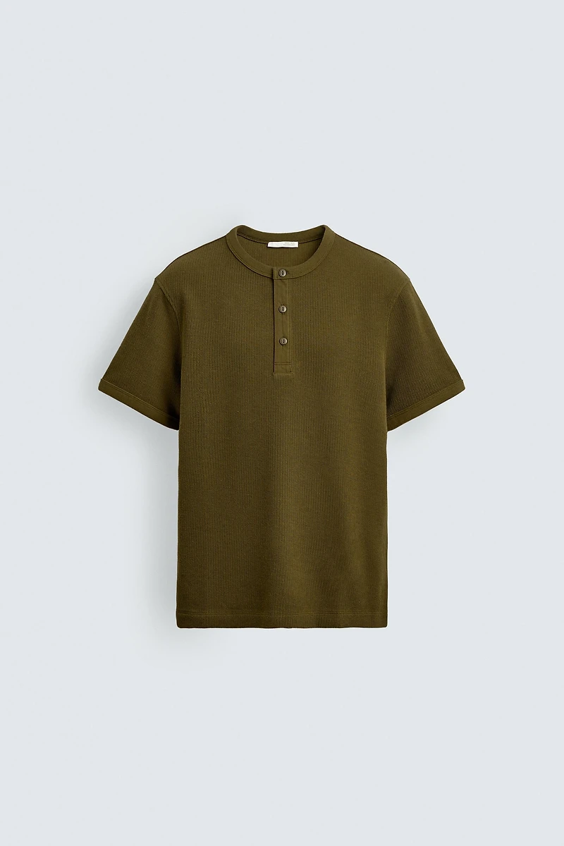 TEXTURED HENLEY SHIRT