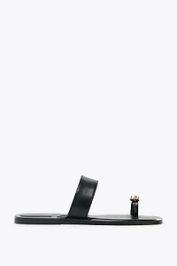 METALLIC BEADED TOE SANDALS