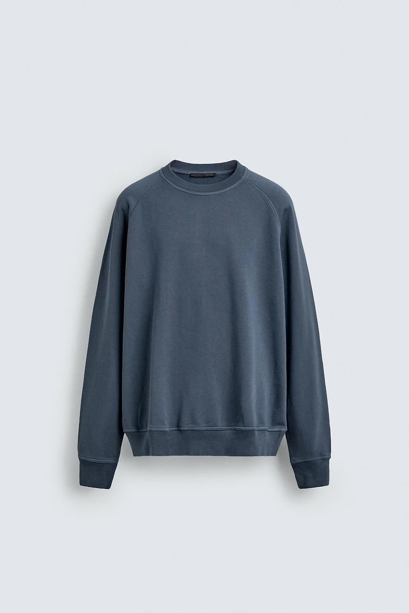 BASIC WASHED CREWNECK SWEATSHIRT