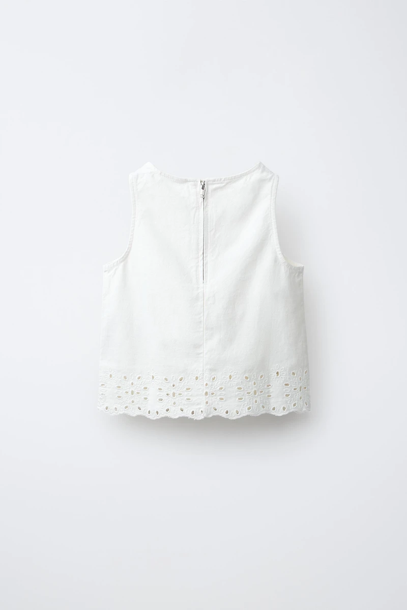 EMBROIDERED TOP
