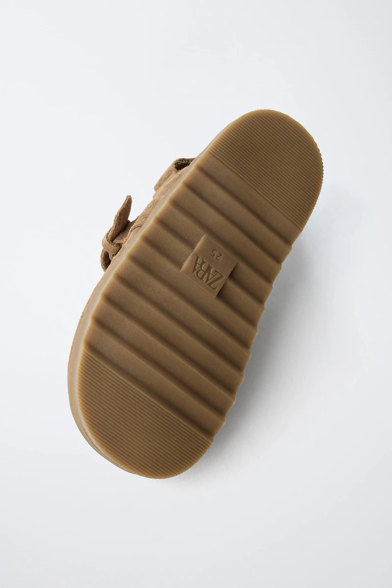 LEATHER CLOGS