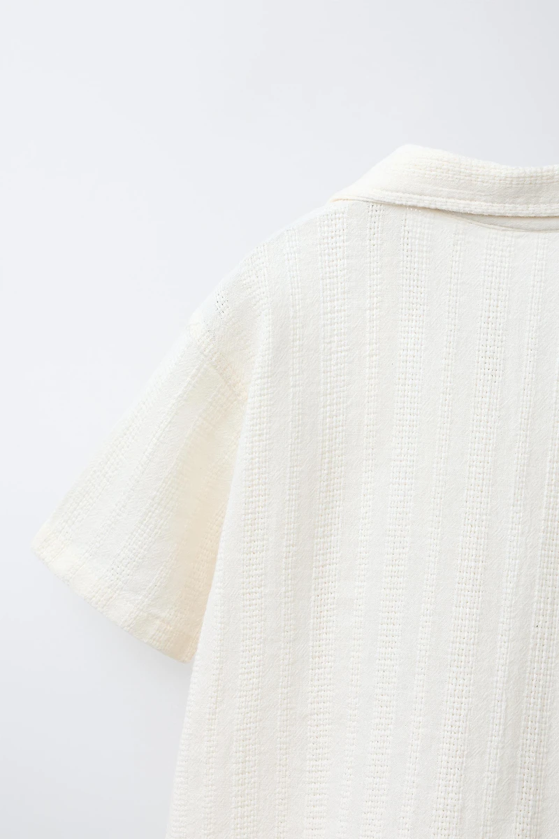 TEXTURED SHIRT