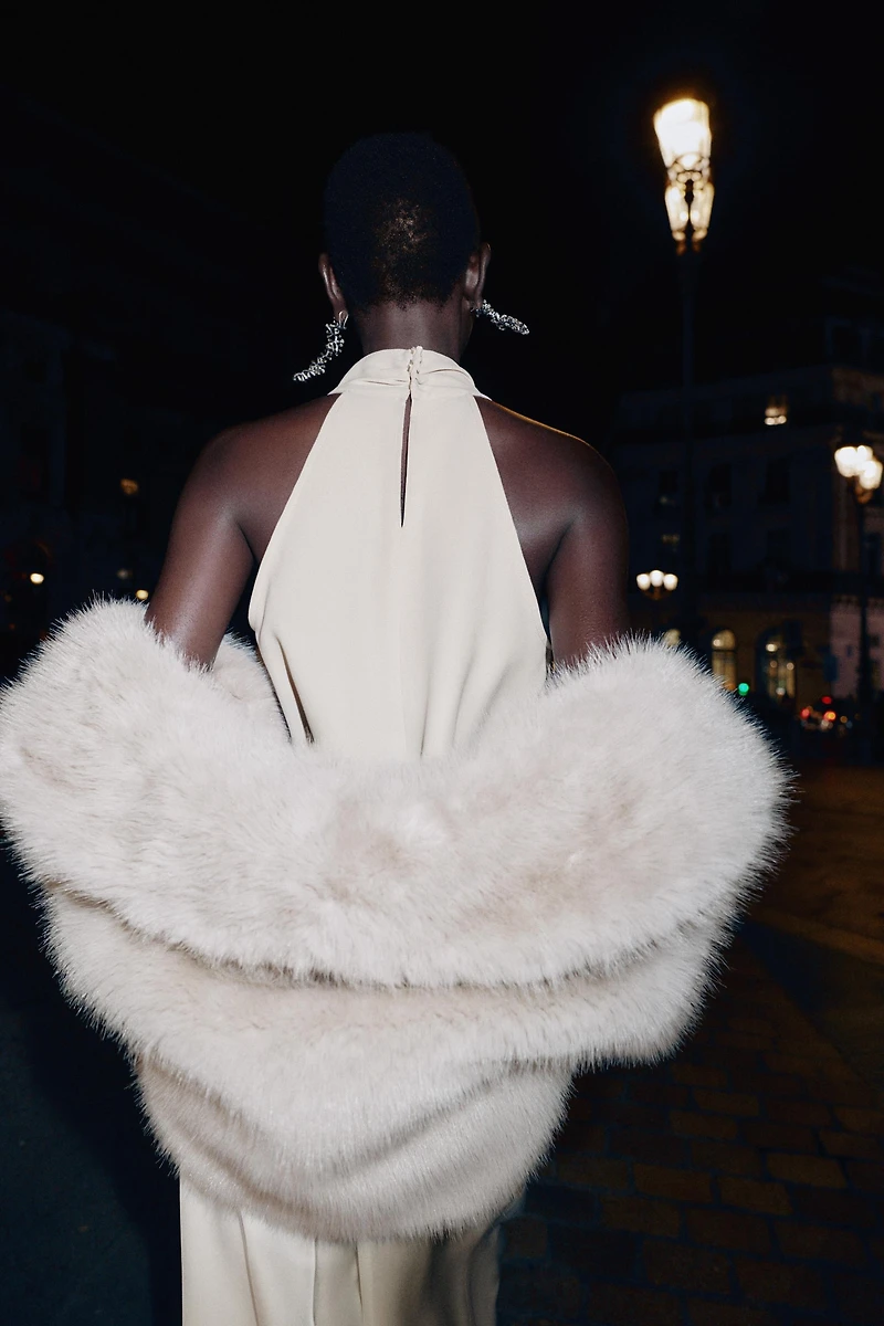 TOP HALTER À FANTAISIE