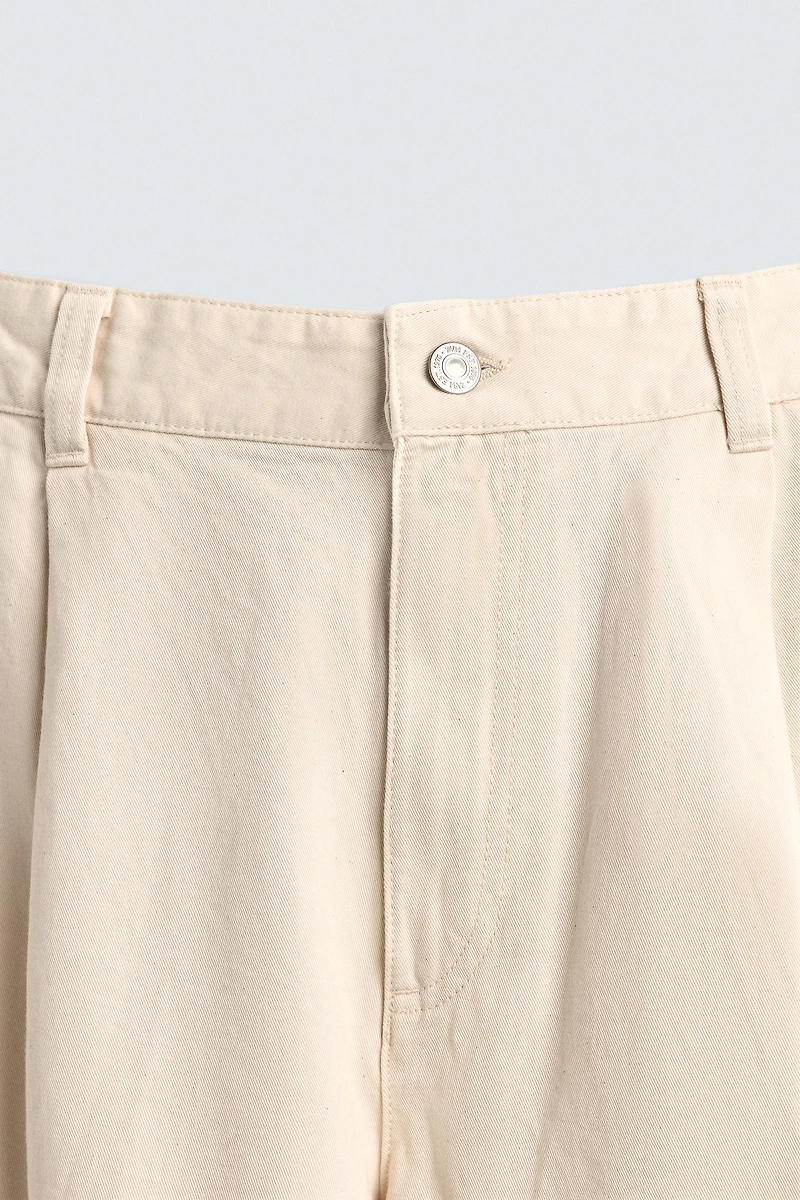 PATCHED BAGGY FIT SHORTS