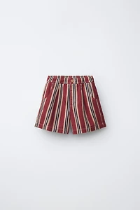 SHORT À RAYURES