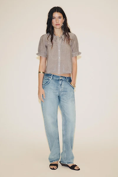 EMBROIDERED PETER PAN COLLAR SHIRT
