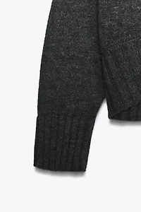 RIB KNIT SWEATER