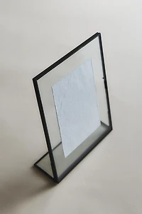 RECTANGULAR STRUCTURE PHOTO FRAME
