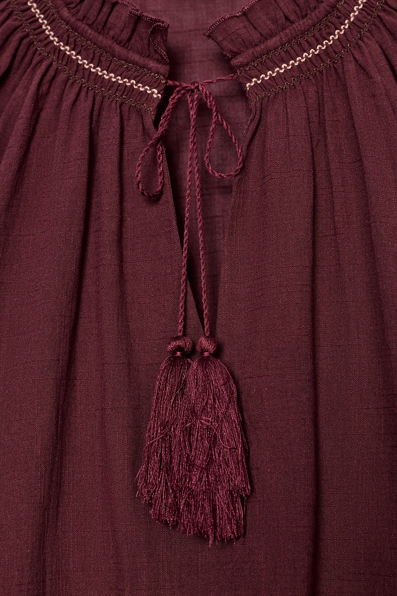 EMBROIDERED TASSEL SHIRT