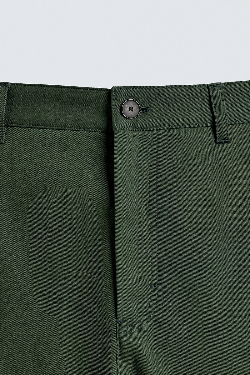 REGULAR FIT CARGO SHORTS